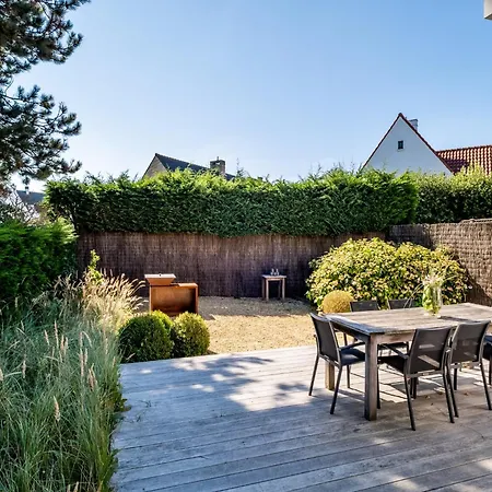 Laury Luxurious In A Quiet Location, Cleaning Included Villa
